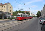 Wien Wiener Linien SL 49 (E1 4554 + c4 1364) XIV, Penzing, Oberbaumgarten, Hütteldorfer Straße am 27. Juni 2017.