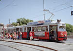 Wien Wiener Linien SL 10 (E1 4536) XIV, Hietzing, U-Bahnhof Hietzing / Kennedybrücke am 26. Juli 2007. - Scan von einem Farbnegativ. Film: Agfa Vista 200. Kamera: Leica C2.