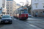 Wien Wiener Linien SL 5 (E2 4058) II, Leopoldstadt, Am Tabor / Pazmanitengasse am 17. Oktober 2017.