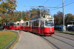 Wien Wiener Linien SL 60 (E2 4055 + c5 1455) XIV, Penzing, Schloßallee / Hadikgasse / Schloss Schönbrunn am 17. Oktober 2017.