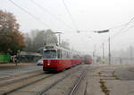 Wien Wiener Linien SL 71 (E2 4098 (SGP 1990) + c5 1498 (Bombardier-Rotax 1988)) XI, Simmering, Simmeringer Hauptstraße / Zentralfriedhof 3.