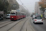 Wien Wiener Linien SL 49 (E1 4542 + c4 1365) XV, Rudolfsheim-Fünfhaus, Hütteldorfer Straße am 20. Oktober 2017.