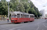 Wien Wiener Linien SL 33 (E1 4779) IX, Alsergrund, Spitalgasse (Hst. Spitalgasse / Währinger Straße) am 4. August 2010. - Scan eines Farbnegativs. Film: Kodak FB 200-7. Kamera: Leica C2.