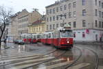 Wien Wiener Linien SL 6 (E2 4085) X, Favoriten, Absberggasse / Quellenstraße am 16.