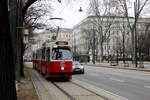 Wien Wiener Linien SL D (E2 4302 + c5 1502) I, Innere Stadt, Burgring am 17.