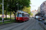 Wien Wiener Linien SL 6 (E2 4308) V, Margareten, Margaretengürtel / Margaretengürtel Park / Gießaufgasse am 19.