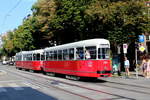 Wien Wiener Linien SL 49 (c4 1354 + E1 4548) XIV, Penzing, Breitensee, Hütteldorfer Straße / Lützowgasse am 30. Juli 2018. Baujahre: c4 1354: 1976; E1 4548: 1975. Hersteller: Bombardier-Rotax, vorm. Lohnerwerke.