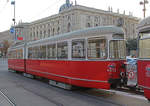 Wien Wiener Linien SL 49 (E1 4513 (Lohnerwerke 1972)) VII, Neubau, Burggasse (Hst. Volkstheater) am 15. Oktober 2018.