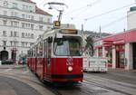 Wien Wiener Linien SL 30 (E2 4069 (SGP 1987) + c5 1469 (Bombardier-Rotax 1986)) XXI, Floridsdorf, Großjedlersdorf, Peitlgasse am 13.