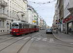 Wien Wiener Linien SL 49 (E1 4519 + c4 1363) XIV, Penzing, Breitensee, Hütteldorfer Straße / Kendlerstraße / Drechslergasse am 11. Feber / Februar 2019. - Hersteller und Baujahre der Straßenbahnfahrzeuge: 1) E1 4519: Lohnerwerke 1973; 2) c4 1363: Bombardier-Rotax, vorm. Lohnerwerke, 1976.