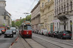 Wien Wiener Linien SL 38 (E2 4002 (SGP 1977/78) + c5 1402 (Bombardier-Rotax 1977/78)) IX, Alsergrund, Währinger Straße / Thurngasse am 9.