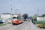 Wien: Die Wiener Straßenbahnen vor 50 Jahren: SL 9 (E 4621 (SGP 1962), ex E 4461, 1964 umnumeriert) VII, Neubau / XV, Rudolfsheim-Fünfhaus, Neubaugürtel / Europaplatz / Westbahnhof am 1. September 1969. - Scan eines Diapositivs. Film: Kodak Ektachrome. Kamera: Canon Canonet QL28.