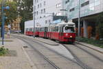 Wien Wiener Linien SL 30 (E1 4827 (SGP 1974) + c4 1301 (Bombardier-Rotax 1974)) XXI, Floridsdorf, Linke Nordbahngasse (Hst.