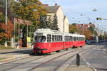 Wien Wiener Linien SL 49 (E1 4542 + c4 1360) XIV, Penzing, Oberbaumgarten, Hütteldorfer Straße / Linzer Straße (Hst. Baumgarten) am 18. Oktober 2019. - Nach Ende der Morgen-HVZ waren am 18. Oktober von den E1+c4-Garnituren nur noch E1 4539 + c4 1357 und E1 4542 + c4 1360 auf der SL 49 unterwegs.