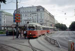 Wien Wiener Stadtwerke-Verkehrsbetriebe / Wiener Linien: Gelenktriebwagen des Typs E1: E1 4511 + c3 1211 als SL 1 Schottentor am 4. August 2010. - Hersteller und Baujahre der Straßenbahnfahrzeuge: Lohnerwerke 1972 bzw. 1961. - Neuer Scan eines Farbnegativs. Film: Kodak 200-8. Kamera: Leica C2. 