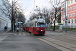 Wien Wiener Stadtwerke-Verkehrsbetriebe / Wiener Linien: Gelenktriebwagen des Typs E1: E1 4519 + c4 1363 als SL 49. Ort: XIV, Penzing, Unterbaumgarten, Hütteldorfer Straße / Zehetnergasse / Seckendorfstraße. Datum: 12. Februar 2019. - Hersteller und Baujahre der Straßenbahnfahrzeuge: Lohnerwerke 1973 (E1 4519); Bombardier-Rotax, vorm. Lohnerwerke, 1976 (c4 1363).