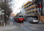 Wien Wiener Stadtwerke-Verkehrsbetriene / Wiener Linien: Gelenktriebwagen des Typs E1: Am 14. Februar 2017 konnte ich den E1 4530 auf der SL 49 in der Hütteldorfer Straße an der Mitisgasse fotografieren.