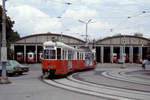 Wien Wiener Stadtwerke-Verkehrsbetriebe (WVB) SL 46 (GT6 Type E1) XVI, Ottakring, Joachimsthalerplatz (Endstation) im Juli 1992.