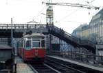 Wien Wiener Stadtwerke-Verkehrsbetriebe (WVB) SL E2 (L4 555 (SGP 1961)) I, Innere Stadt, Karlsplatz am 31.