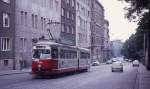 Wien Wiener Stadtwerke-Verkehrsbetriebe (WVB) SL D/ (69) (E1 4500 (Lohnerwerke 1971)) III, Landstraße / IV, Wieden, Prinz-Eugen-Straße / Belvederegasse am 21. Juli 1974. - Scan eines Diapositivs. Film: AGFA CT 18. Kamera: Minolta SRT-101.