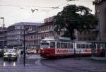 Wien Wiener Stadtwerke-Verkehrsbetriebe (WVB) SL 6 (E1 4744 (SGP 1971)) VI, Mariahilf / XV, Rudolfsheim-Fünfhaus, Fünfhaus, Mariahilfer Gürtel / Mariahilfer Straße / Westbahnhof am 18. Juli 1974. - Scan eines Diapositivs. Film: AGFA CT 18. Kamera: Minolta SRT-101.