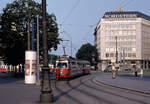 Wien Wiener Stadtwerke-Verkehrsbetriebe (WVB) SL BK (E1 4694 (SGP 1968)) Innere Stadt, Franz-Josefs-Kai / Aspernplatz / Aspernbrücke im Juli 1975.