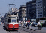 Wien Wiener Stadtwerke-Verkehrsbetriebe (WVB) SL T (T2 435 (Lohnerwerke 1956; Umbau aus T 435)) III, Landstraße, Landstraßer Hauptstraße / Erdberstraße im Juli 1975.