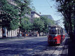 Wien Wiener Stadtwerke-Verkehrsbetriebe (WVB) SL J (c3 1222 (Lohnerwerke 1961)) I, Innere Stadt, Schubertring am 2. Mai 1976. - Scan eines Diapositivs. Kamera: Leica CL.