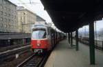 Wien WVB Stadtbahnlinie G (E6 4911) Friedensbrcke im Dezember 1980.