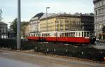 Wien: Ein WTM-Sonderzug bestehend aus den Museumswagen M 4078 + k? + k2 3487 erreicht am 14. Oktober 1979 Karlsplatz, von dem eine Sonderfahrt durch Teile von Wien fr sterreichische und dnische Strassenbahnfreunde kurz danach anfangen wird.