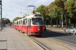 Wien Wiener Linien SL D (E2 4018) Dr.-Karl-Renner-Ring / Parlament am 8. Juli 2014.