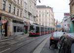 Wien Wiener Linien SL 49 (B1 718) Siebensterngasse / Siebensternplatz am 19. Februar 2016.