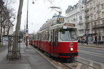 Wien Wiener Linien SL 2 (E2 4043) Innere Stadt, Stubenring (Hst. Julius-Raab-Platz) am 18. Februar 2016. 