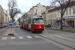 Wien Wiener Linien SL 67 (E2 4304) Favoriten (10. (X) Bezirk), Favoritenstraße / Schleiergasse (Hst. Schleiergasse) am 16. Februar 2016.
