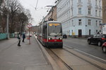 Wien Wiener Linien: Der ULF A1 115 auf der SL 62 hält am 18.