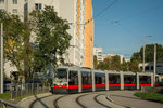 B 694 auf der Verlängerungsstrecke der Linie 26 von Kagraner Platz bis zur Hausfeldstraße.