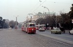 Wien WVB SL D (E1 4719) I, Innere Stadt, Dr.-Karl-Renner-Ring / Parlament im Oktober 1978. - Der GT6 E1 4719 wurde 1969 von SGP hergestellt. Im November 2002 wurde er ausgemustert. Nach der Ausmusterung kam er nach Miskolc. - Scan von einem Farbnegativ. Film: Kodak Kodacolor II (Safety Film 5075). Kamera: Minolta SRT-101.