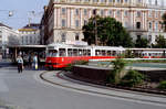 Wien WVB SL 44 (E 4624 (< 4464, SGP 1962, Umnumeriert 1964)) I, Innere Stadt, Schottentor im Juli 1992.