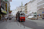 Wien WVB SL 52 (E1 4755 (SGP 1971)) Mariahilfer Straße / Zieglergasse im Juli 1992.