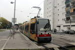 Wien Wiener Linien SL 25 (B1 732) XXII, Donaustadt, Tokiostraße (Hst. Prandaugasse) am 21. Oktober 2016.