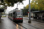 Wien Wiener Linien SL 33 (A 2) XX, Brigittenau, Friedrich-Engels-Platz am 18. Oktober 2016.