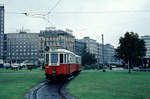 Wien: Die Wiener Straßenbahnen vor 50 Jahren: M 4062 mit einem Beiwagen des Typs m3 als SL 25 auf dem Praterstern.