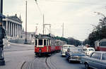 Wien: Die Wiener Straßenbahnen vor 50 Jahren: SL AK (M 4066 (Simmeringer Waggonfabrik 1928) + m3 + m3) I, Innere Stadt, Dr.-Karl-Renner-Ring / Parlament Ende August 1969.