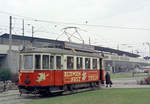 Wien: Die Wiener Straßenbahnen vor 50 Jahren: M 4086 (Lohnerwerke 1929) hält als Sonderwagen am 26.