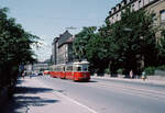 Wien Wiener Stadtwerke-Verkehrsbetriebe (WVB) SL H2 (L(4) 521 (SGP 1960) + l 1742 + l 172x (beide Bw: Karrosseriefabrik Gräf & Stift 1960)) II, Leopoldstadt, Wittelsbachstraße im Juli 1977.