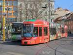 Graz. Cityrunner 659 der Graz Linien trifft hier am 27.03.2021 als Linie 3 Richtung Andritz am Jakominiplatz ein.