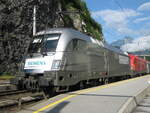 ÖBB 1116 038-9  Siemens Mobility  und eine andere 1116 bespannten den EC 563 von Bregenz nach Wien Westbahnhof. Hier beim Zwischenhalt Imst-Pitztal. Aufgenommen am 04.07.2009