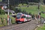ÖBB 4024 048-3 als S3 unterwegs nach Kufstein. Hier bei der Talfahrt kurz nach dem Bahnhof St. Jodok am Brenner. Aufgenommen am 23.07.2021
