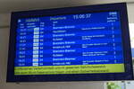 Die Abfahrten am Nachmittag des 10.07.2020 an der Haltestelle Gries am Brenner im Überblick. Hier halten bis auf ein REX-Zugpaar nur S-Bahnen. Im Fahrplanjahr 2019/20 war es noch die S-Bahn-Linie 4, die Innsbruck über das Wipptal mit dem Grenzbahnhof Brennero/Brenner verband. Heute wird diese Linie als S 3 bezeichnet. Alle hier aufgeführten Abfahrten wurden mit Triebwagen der Baureihe 4024 gefahren.