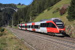 ÖBB 4024 091-3 als S3 bei der Talfahrt nach Innsbruck Hbf. Aufgenommen bei St. Jodok am Brenner am 09.10.2021